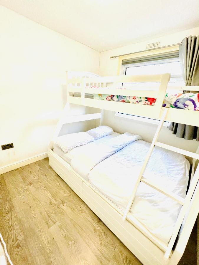 18 River View Chalet-Glan Gwna Holiday Park Caernarfon Zewnętrze zdjęcie